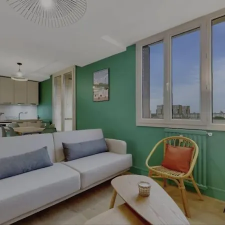 Appartement Neuf Pour 6, Parking Et Box, Au Calme Villeurbanne Esterno foto