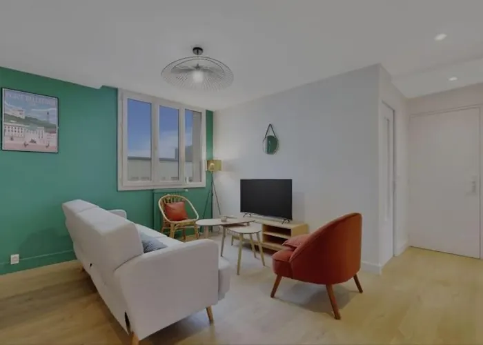 Appartement Neuf Pour 6, Parking Et Box, Au Calme